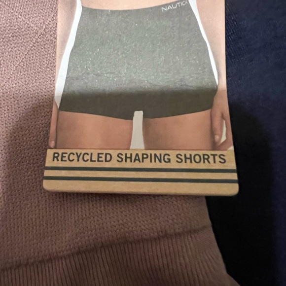 Danskin Shaper Shorts NWT - Picture 5 of 6